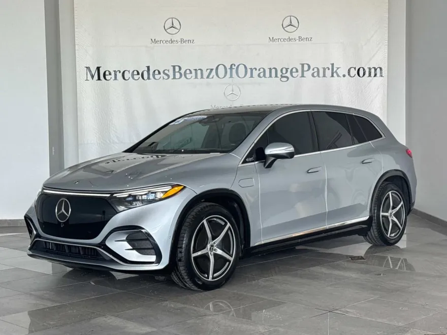 2023 Mercedes Benz EQS SUV 450 photo 1