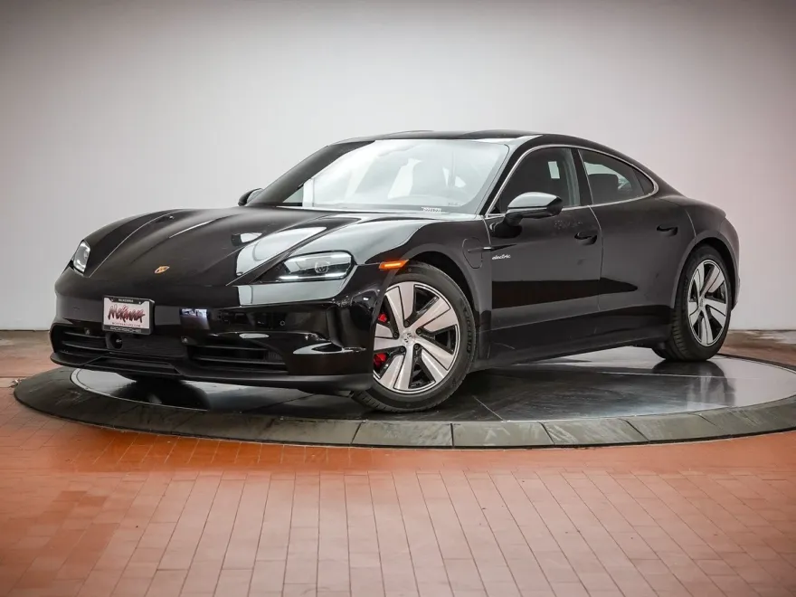 2025 Porsche Taycan 4S photo 1