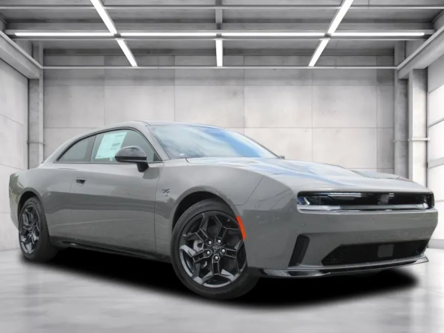 2025 Dodge Charger R/T photo 1