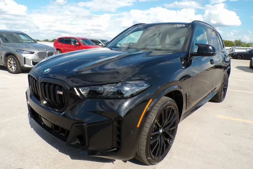 2025 Bmw X5 M60i photo 1