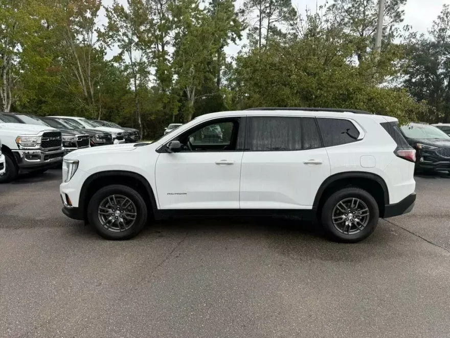 2025 Gmc Acadia Elevation photo 1