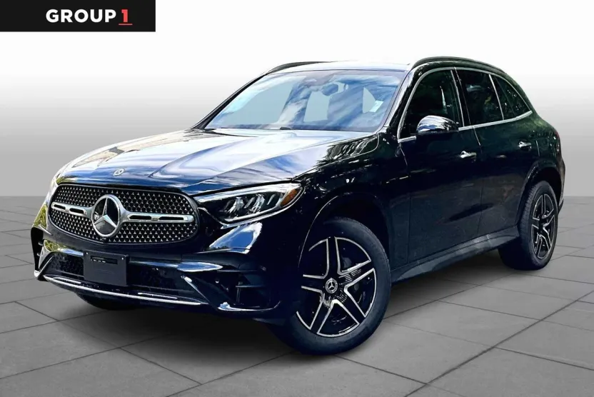2026 Mercedes Benz GLC 300 4MATIC photo 1