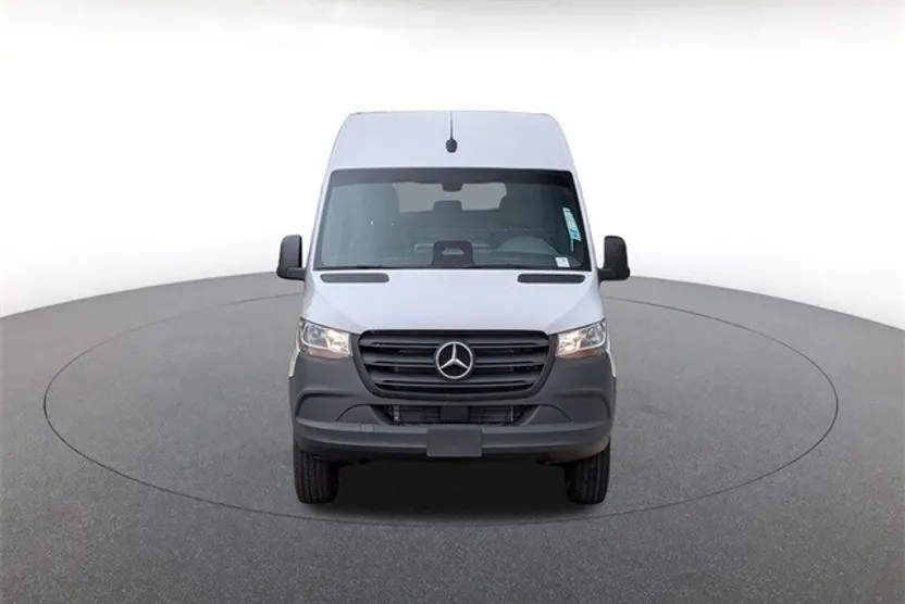 2026 Mercedes Benz Sprinter 2500 photo 1