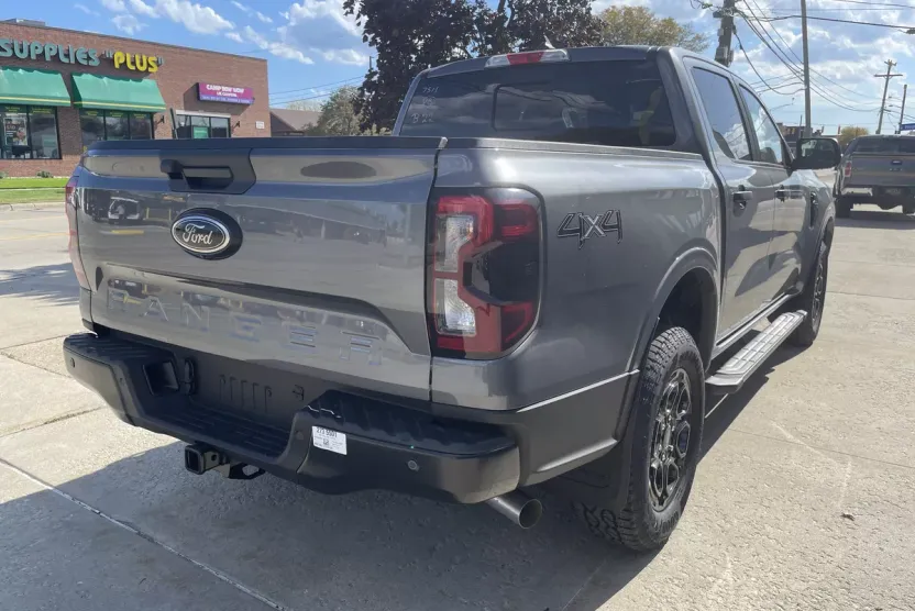 2025 Ford Ranger XLT photo 1