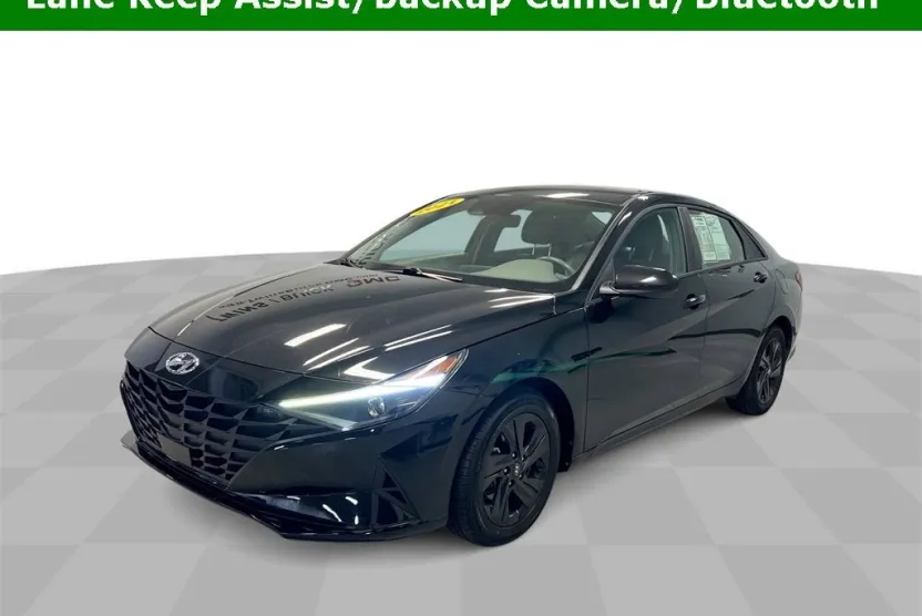 2021 Hyundai Elantra SEL Convenience photo 1