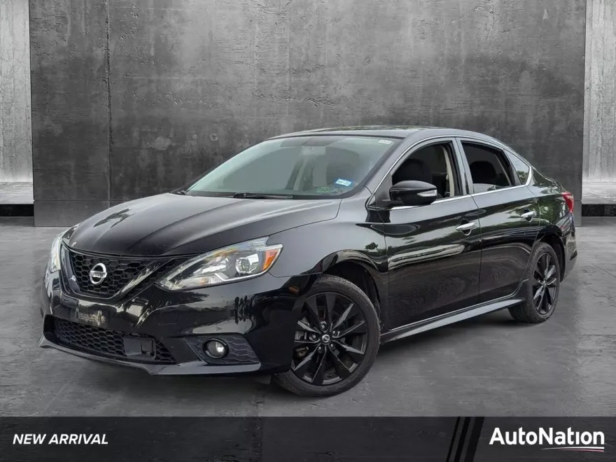 2018 Nissan Sentra SR photo 1