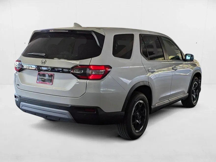 2025 Honda Pilot EX-L photo 1