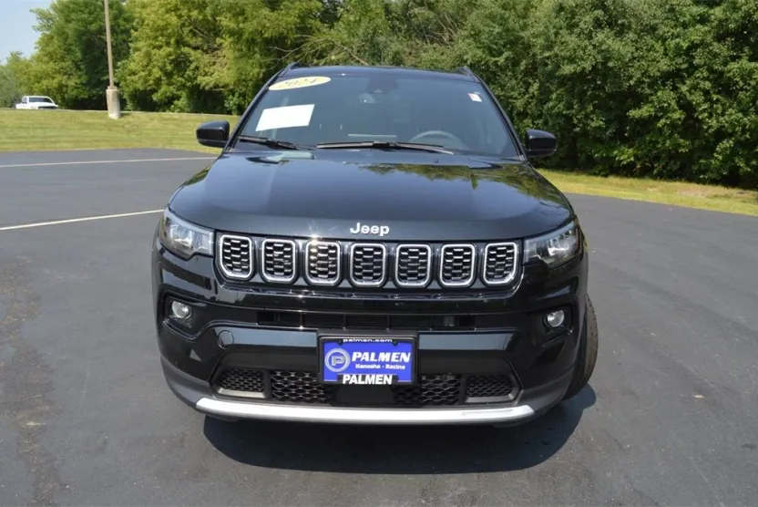 2024 Jeep Compass Limited photo 1