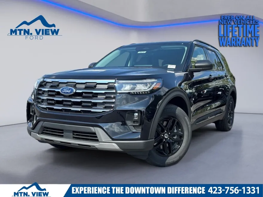 2025 Ford Explorer photo 1