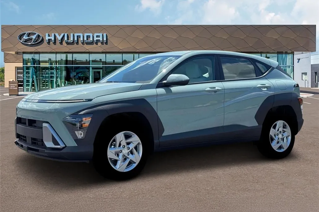 2026 Hyundai Kona SE photo 1