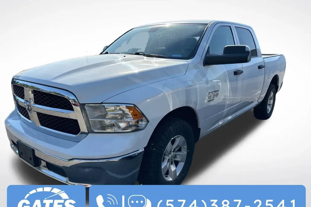2023 Ram 1500 Classic SLT photo 1