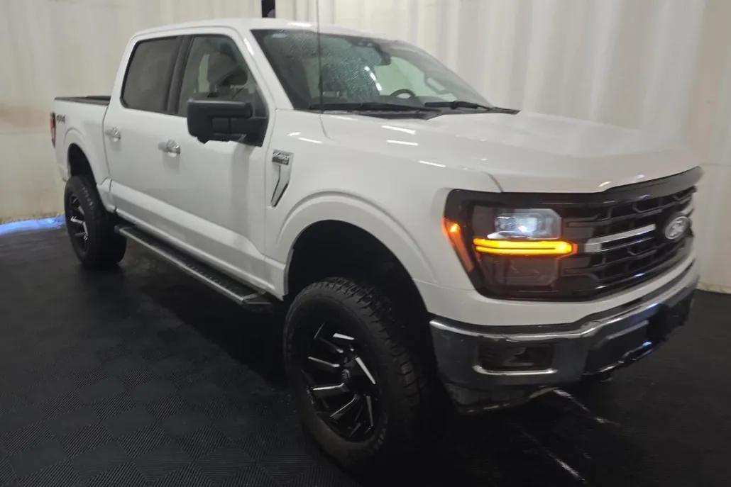 2024 Ford F-150 XLT photo 1
