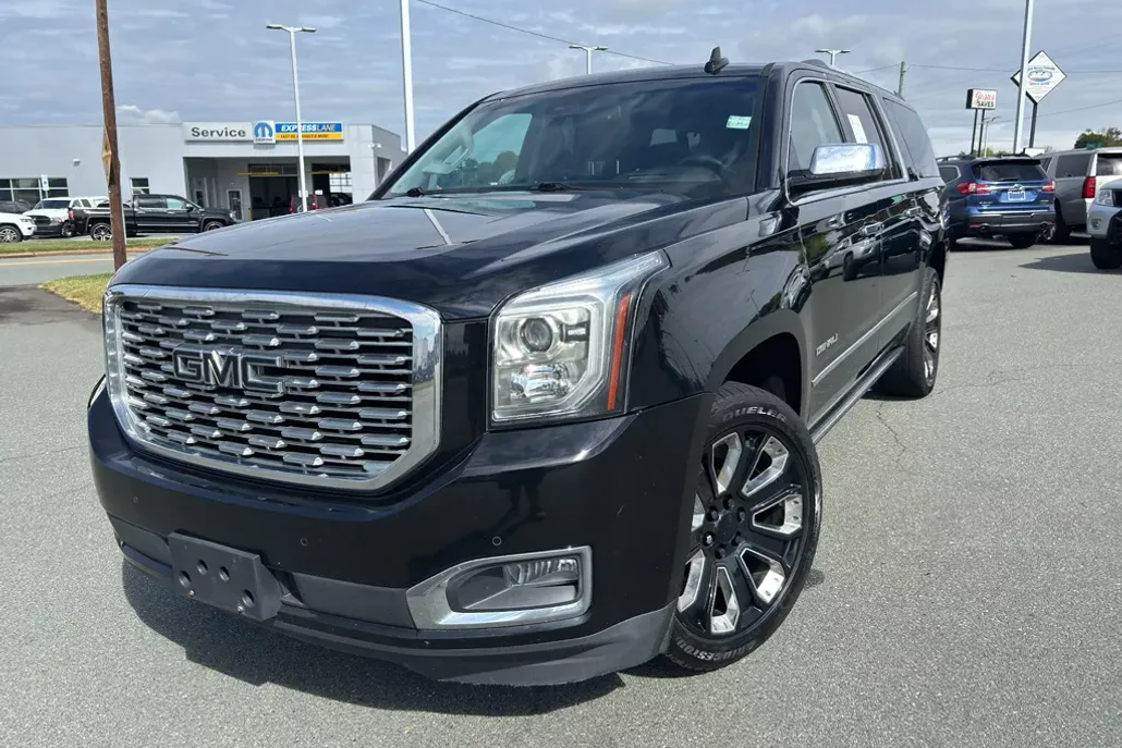 2019 Gmc Yukon XL Denali photo 1