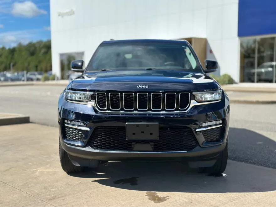 2022 Jeep Cherokee Limited 4xe photo 1