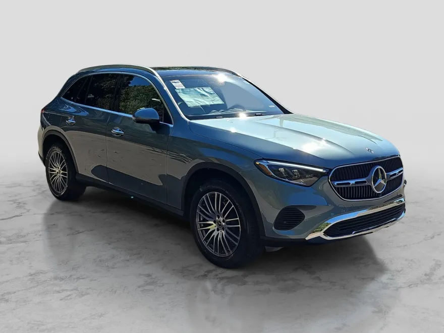 2026 Mercedes Benz GLC 300 4MATIC photo 1