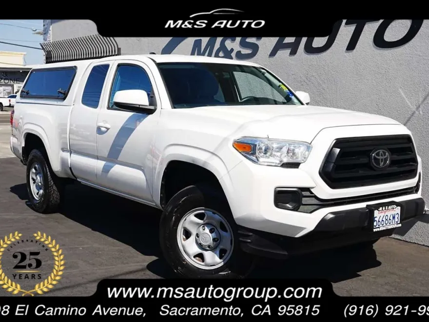 2022 Toyota Tacoma SR photo 1