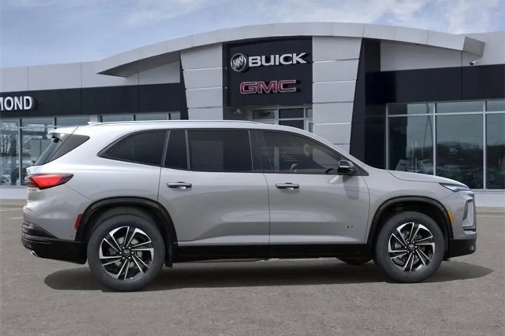 2026 Buick Enclave Sport Touring photo 1