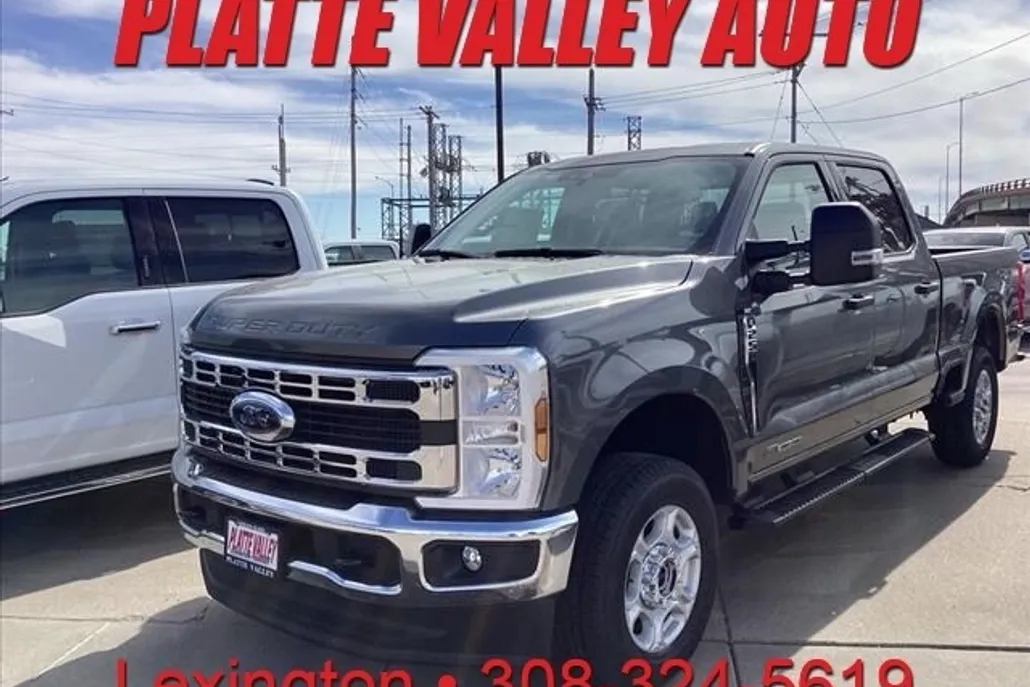 2025 Ford F-250 XLT photo 1