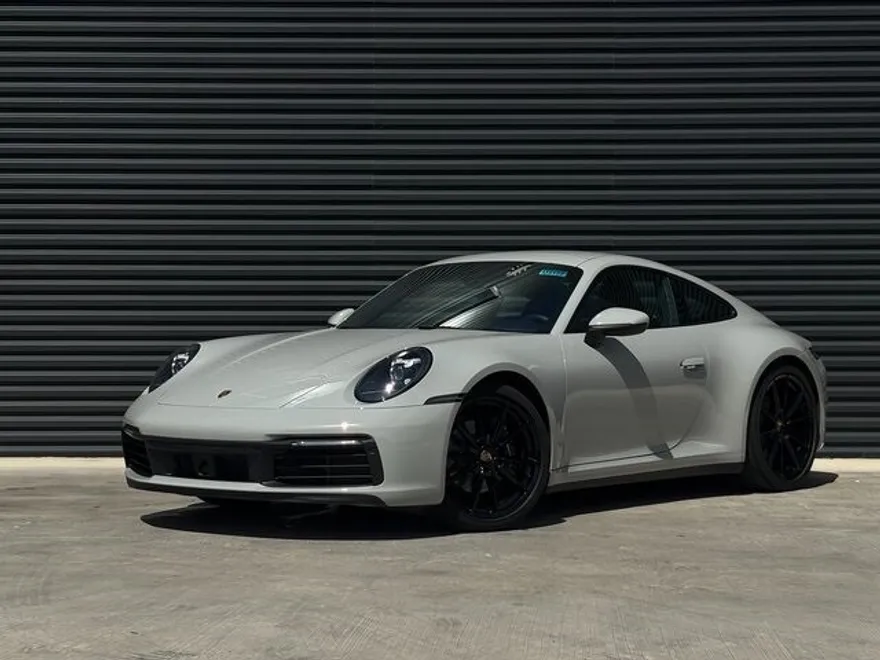 2022 Porsche 911 Coupe photo 1