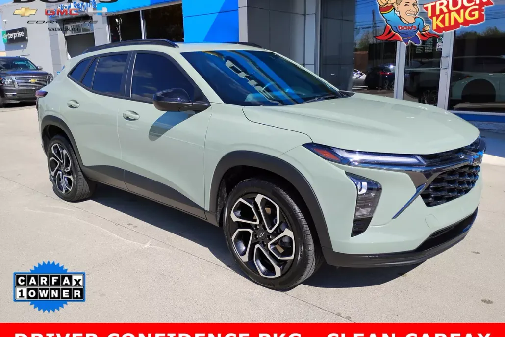 2024 Chevrolet Trax photo 1