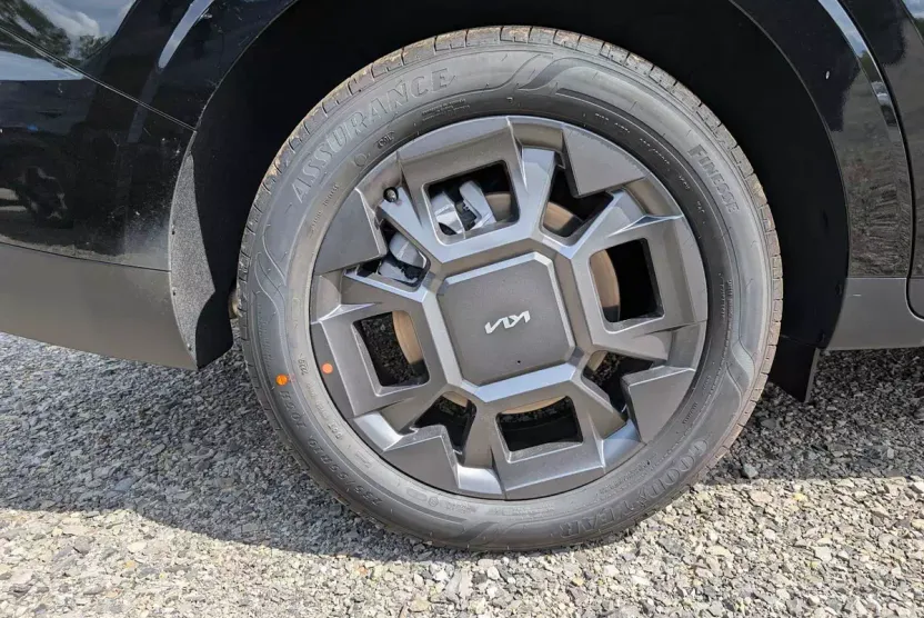 2026 Kia Carnival EX photo 1