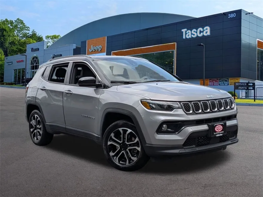 2023 Jeep Compass Limited photo 1