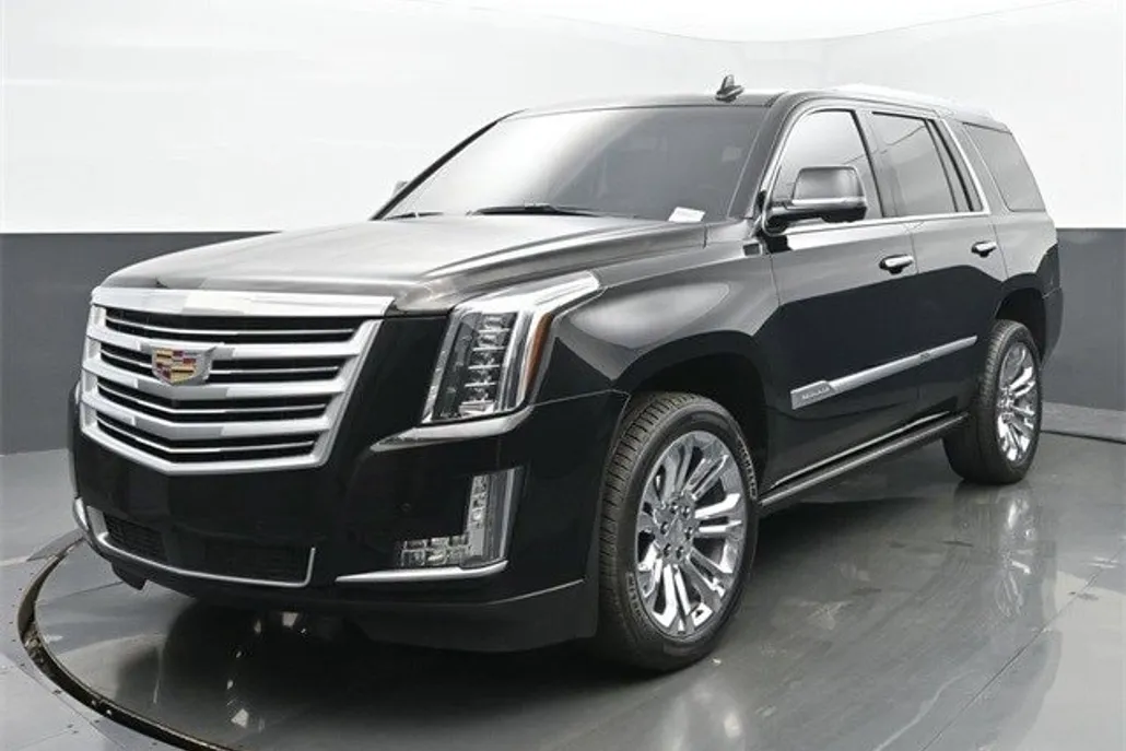 2016 Cadillac Escalade Platinum photo 1