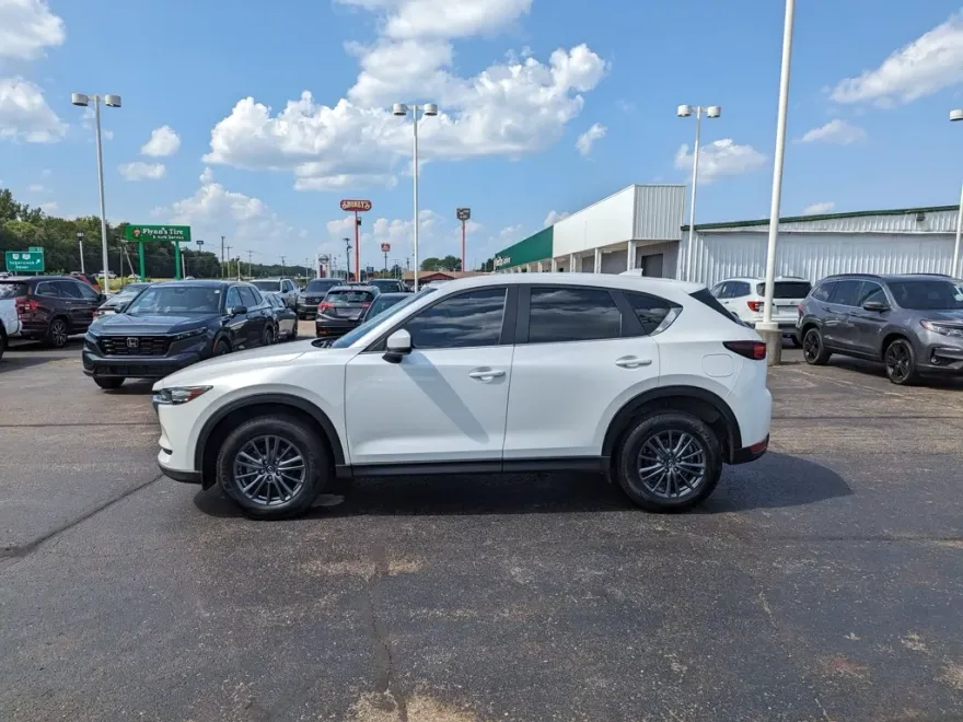 2020 Mazda CX-5 Sport photo 1