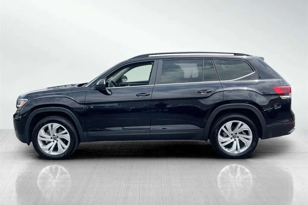 2023 Volkswagen Atlas V6 SE Technology photo 1