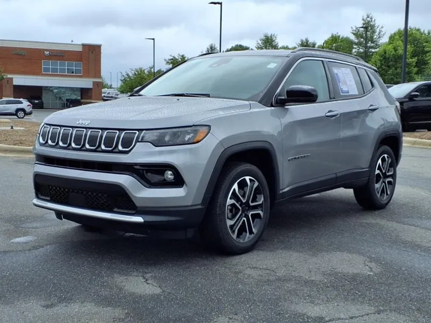 2022 Jeep Compass Limited photo 1