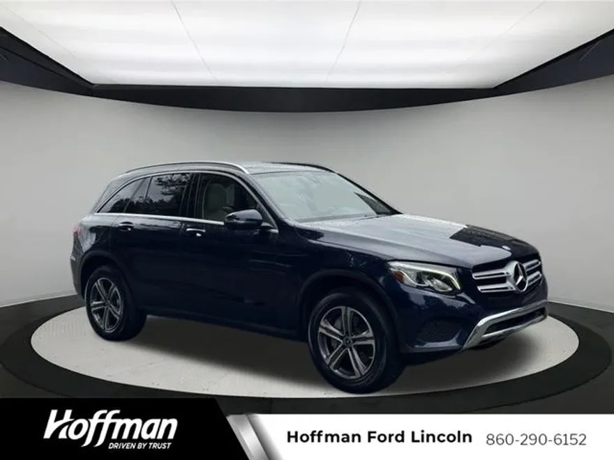 2019 Mercedes Benz GLC 300 4MATIC photo 1