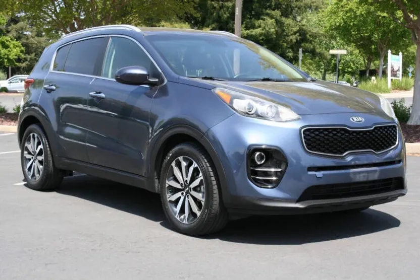 2017 Kia Sportage EX photo 1