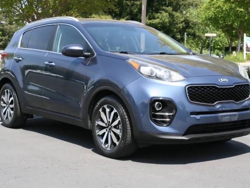 2017 Kia Sportage EX photo 1