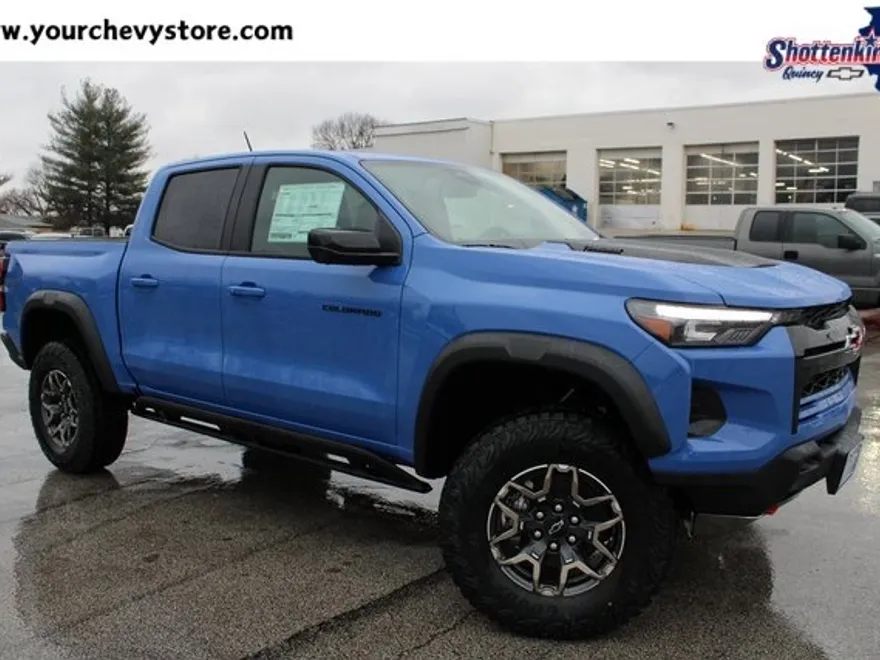 2025 Chevrolet Colorado ZR2 photo 1