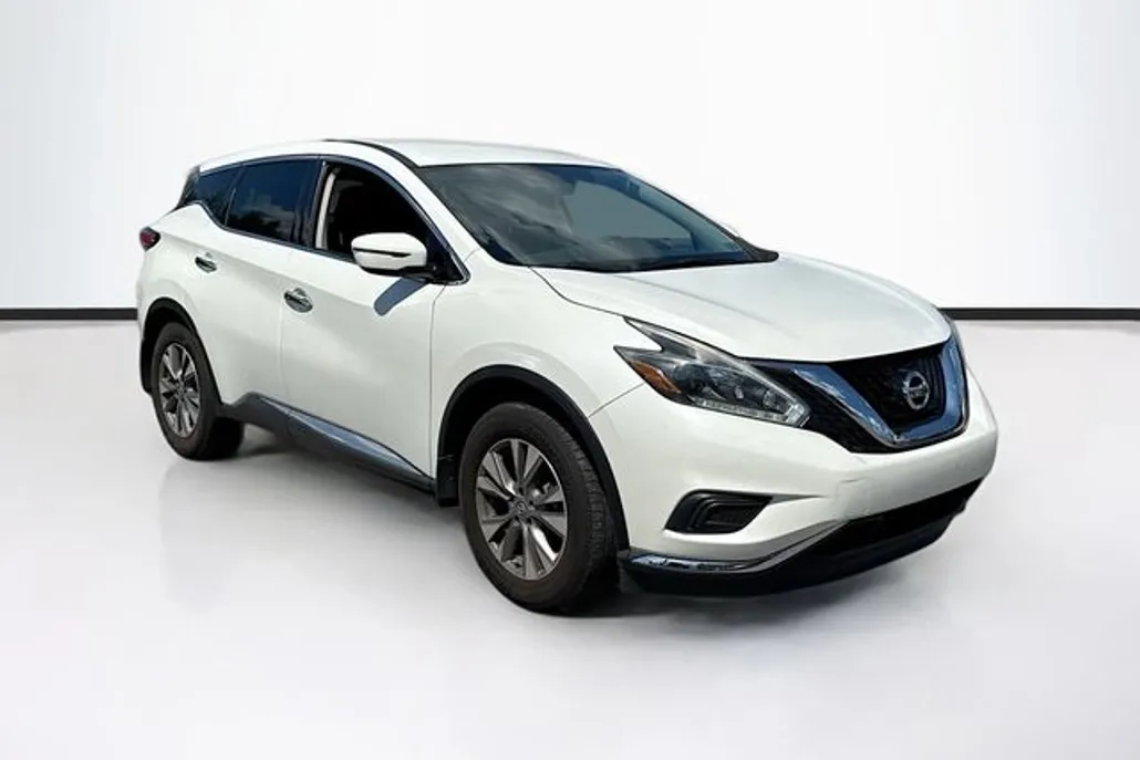 2018 Nissan Murano S photo 1