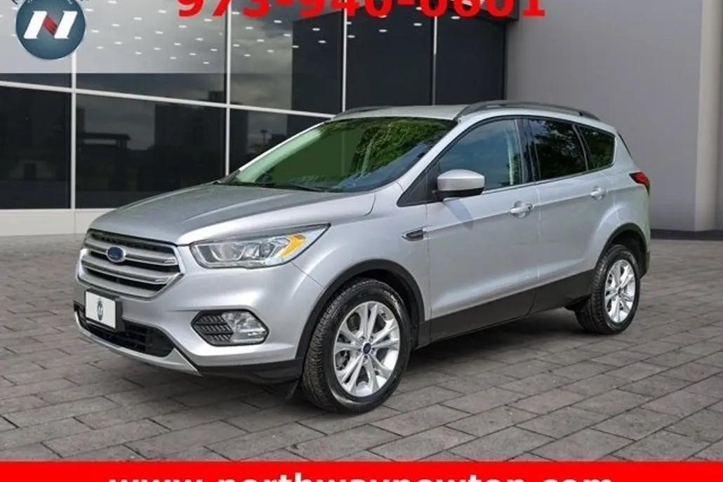 2019 Ford Escape SEL photo 1