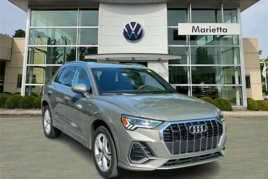 2023 Audi Q3 Premium Plus S line photo 1