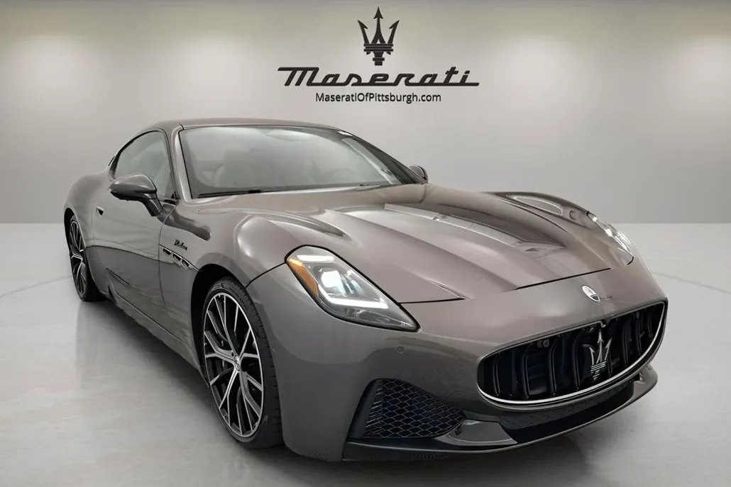 2024 Maserati Granturismo Modena photo 1