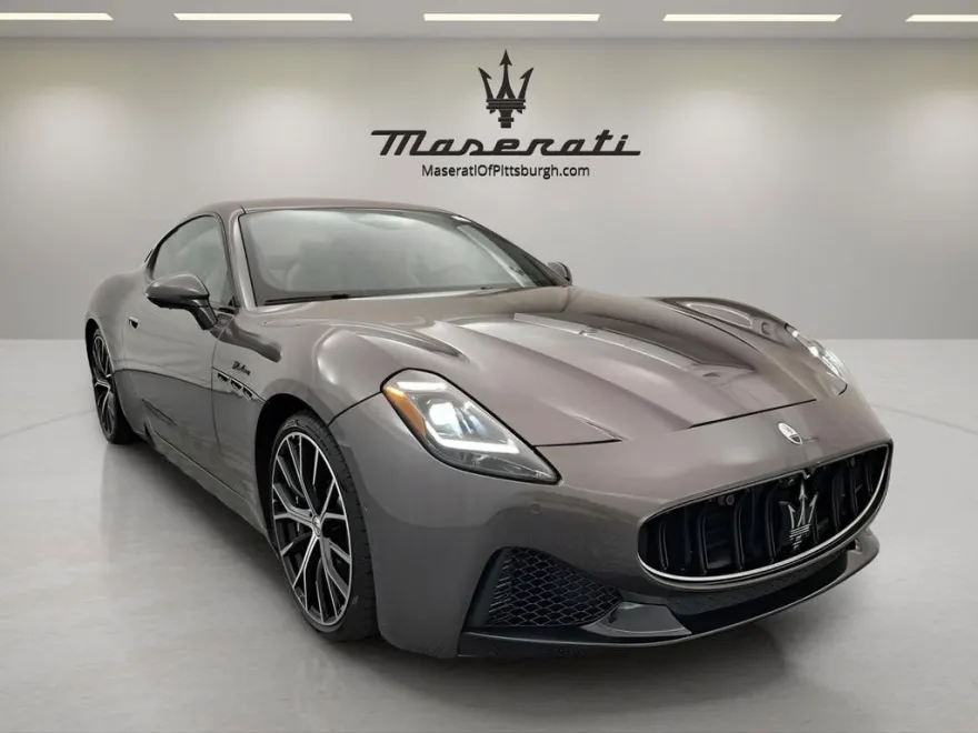 2024 Maserati Granturismo Modena photo 1