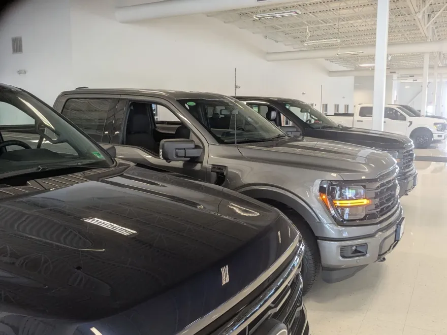 2025 Ford F-150 XLT photo 1