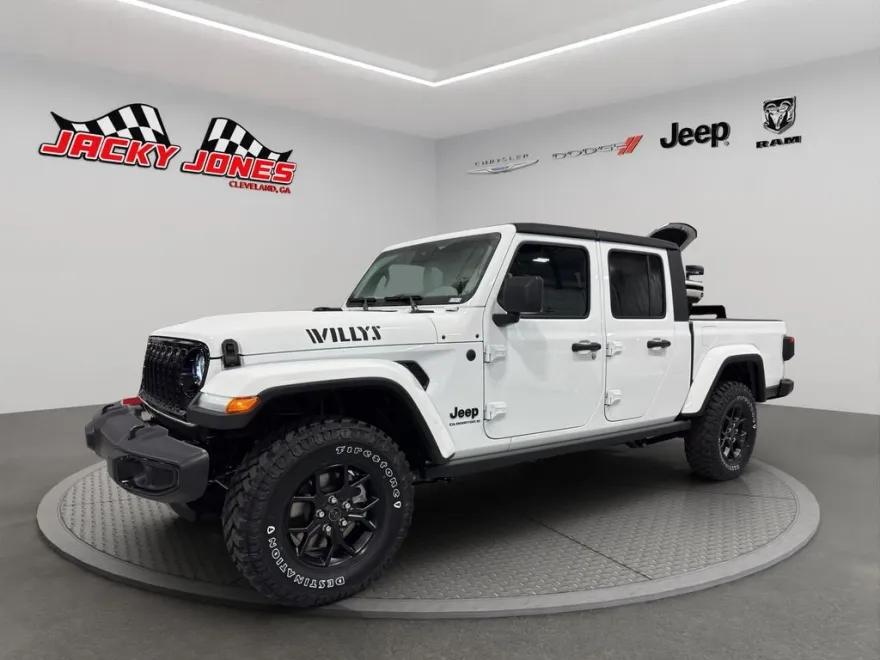2025 Jeep Gladiator Willys photo 1
