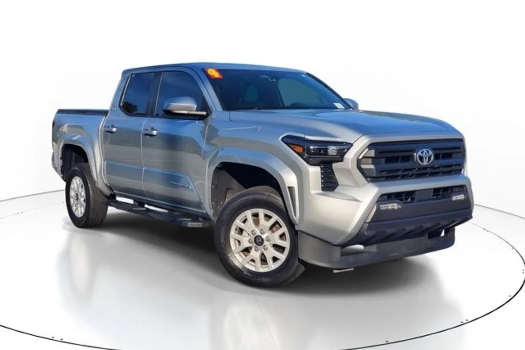 2024 Toyota Tacoma SR5 photo 1