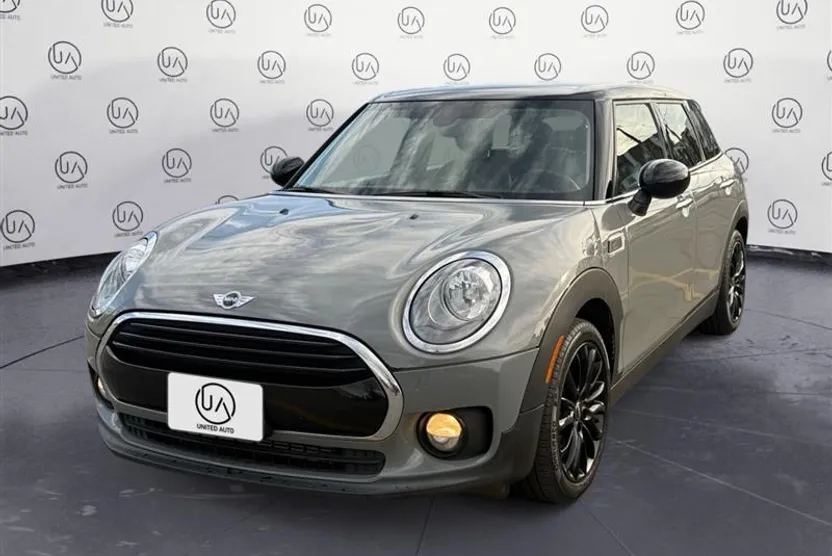 2017 Mini Clubman Base photo 1