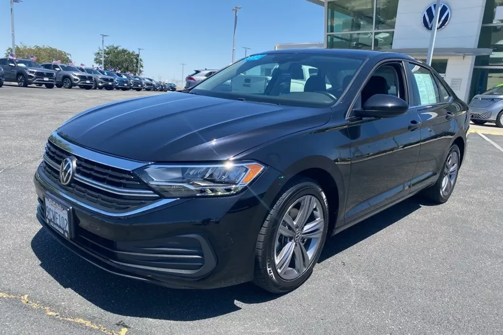 2022 Volkswagen Jetta 1.5T SE photo 1