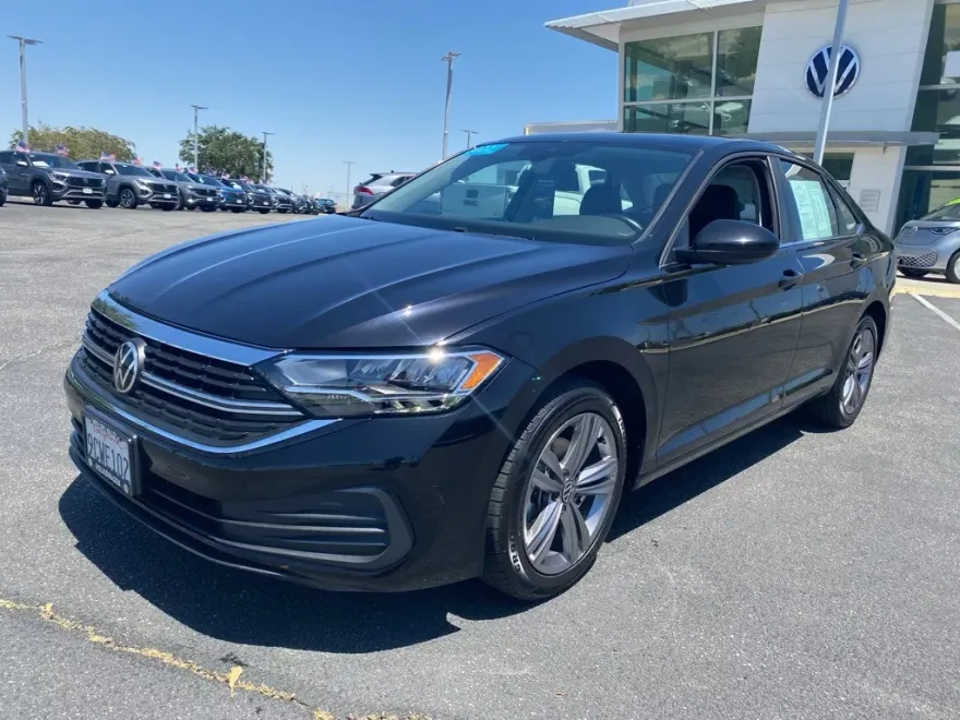 2022 Volkswagen Jetta 1.5T SE photo 1