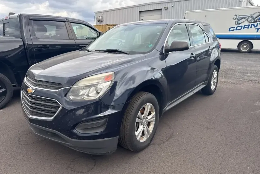 2017 Chevrolet Equinox LS photo 1