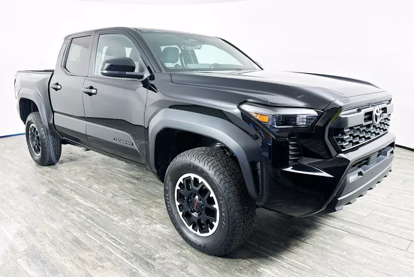 2024 Toyota Tacoma TRD Off-Road photo 1