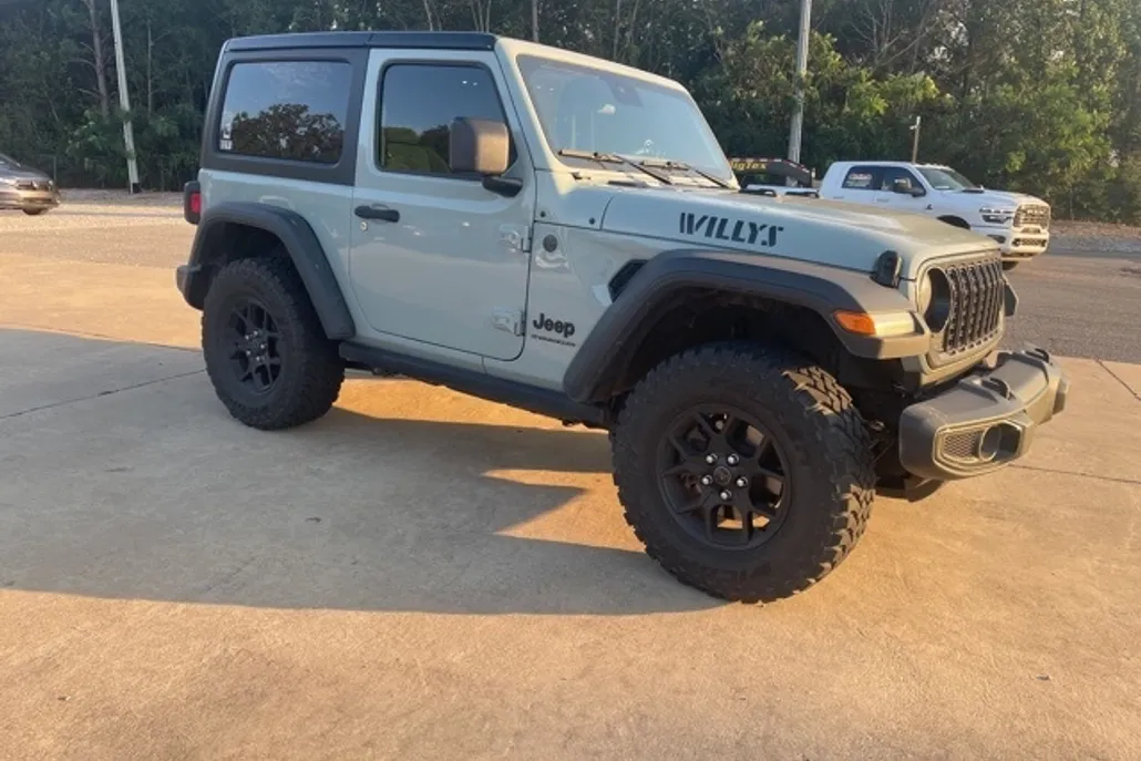 2024 Jeep Wrangler Willys photo 1
