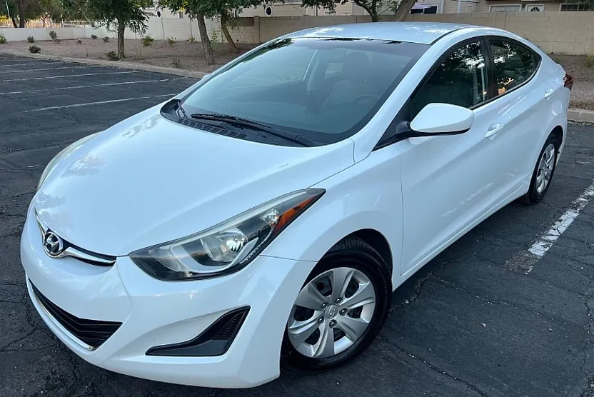 2016 Hyundai Elantra SE photo 1
