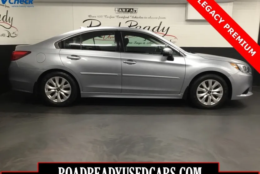 2016 Subaru Legacy 2.5i photo 1
